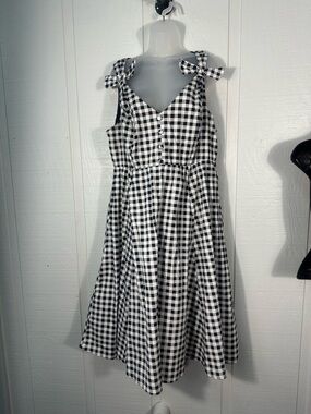 Retro Chic Black and White Gingham Dress Size 16 EUC